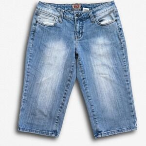 No Boundaries Y2K Denim Bermuda Shorts Light Wash Juniors 13 Embroidered Pockets